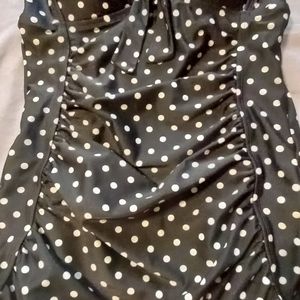 One peice skirt bathing suit